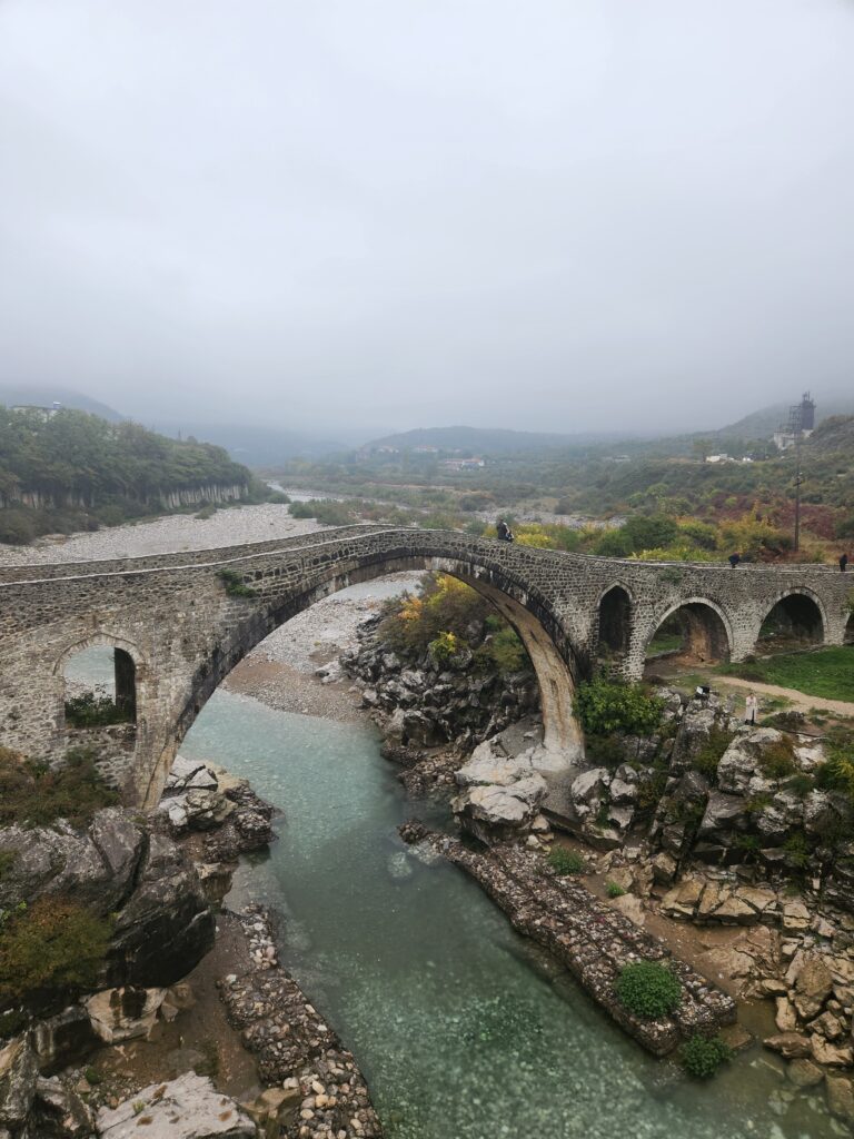 גשר מסי אלבניה
